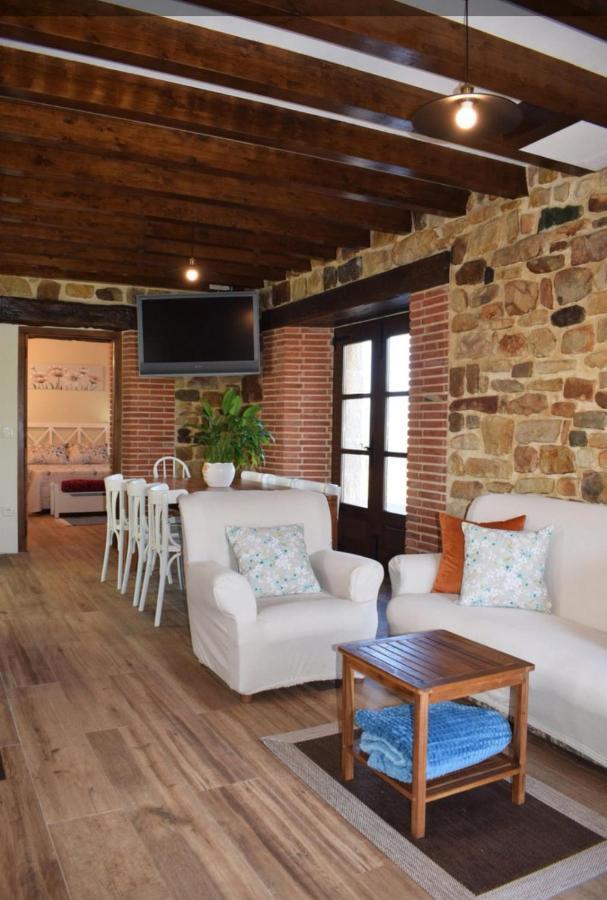 Casa Rural Los Riveros De Jeromo Selaya Exterior foto